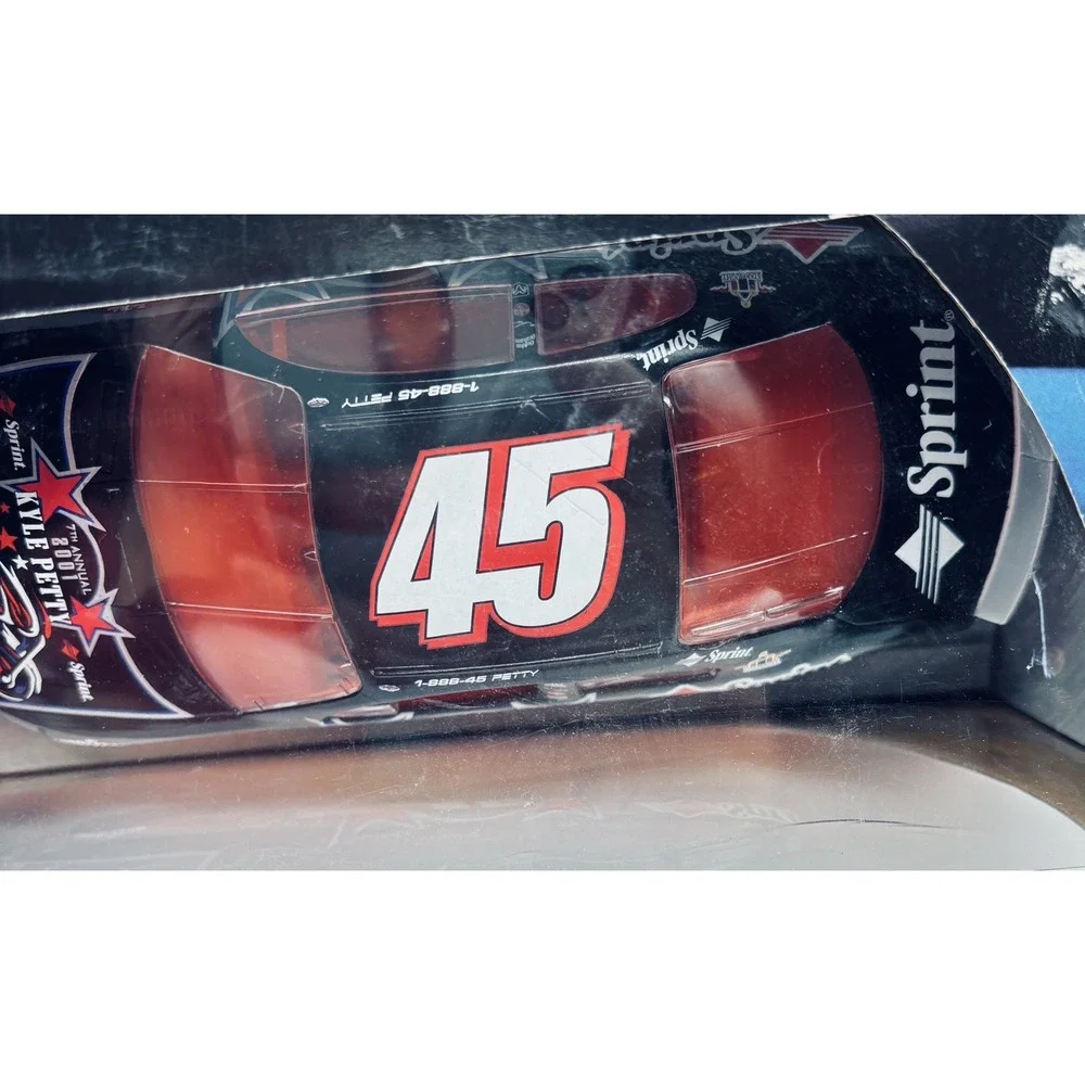 Hot Wheels Racing NASCAR 2001 Kyle Petty Sprint Charity Ride Dodge 1:24 55132